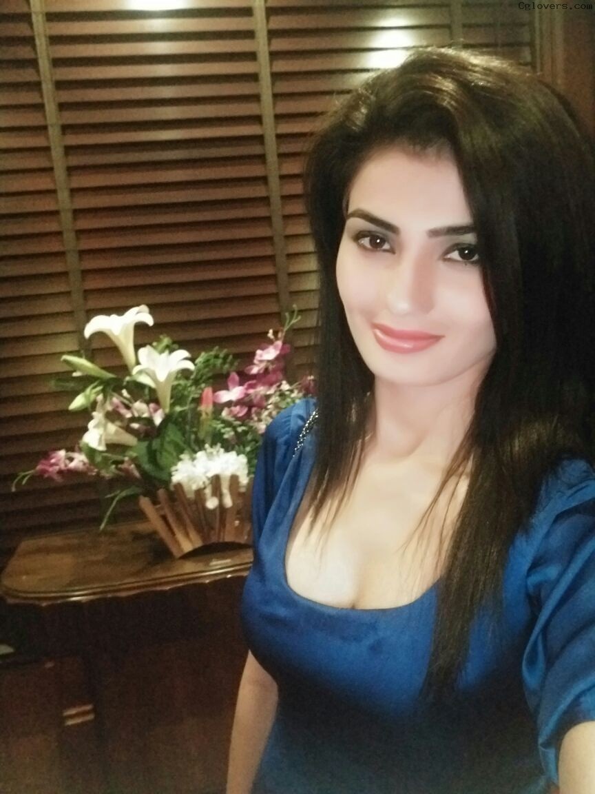 Meet Priya – top class girl in panipat