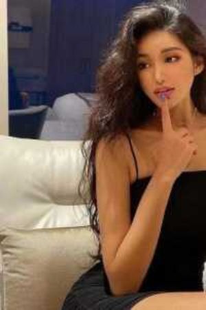 Debut, as a yoga trainer, becomes a call girl