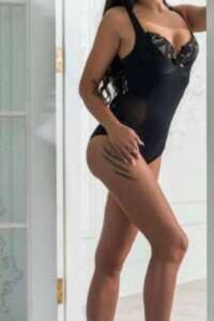Gulnar new call girl in Bhopal